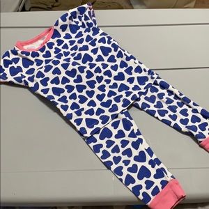 Infant pajama set with hearts